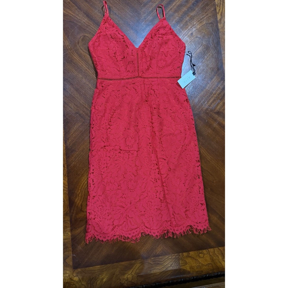 ASTR the Label Red Lace V-neck Is Midi Dress Small Christmas Holiday NYE Wedding